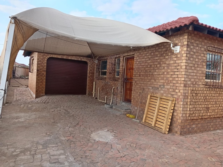 To Let 3 Bedroom Property for Rent in Mabopane Unit B North West